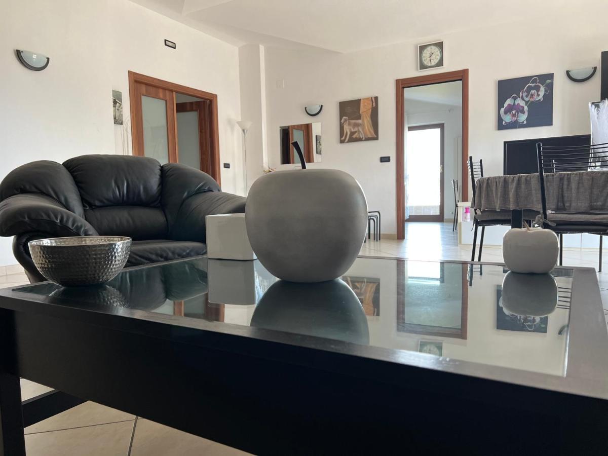 Casa Meraviglia Apartment Montesilvano Bagian luar foto